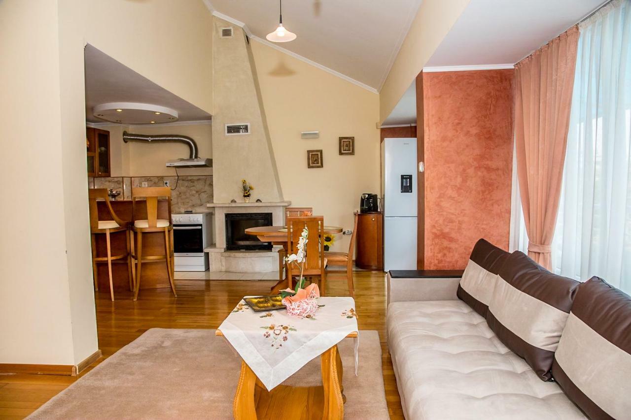 Spacious & Sunny Maisonette With Terrace Near Centre By Flаt Manаger Burgas ภายนอก รูปภาพ